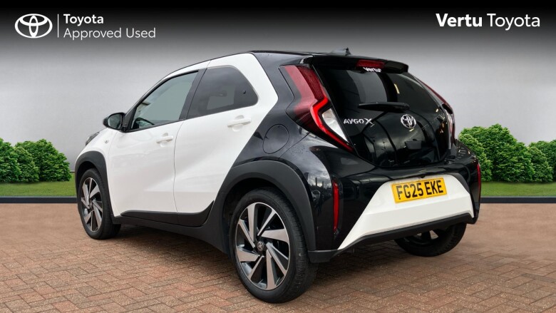 Toyota Aygo X 1.0 VVT-i Edge 5dr Petrol Hatchback